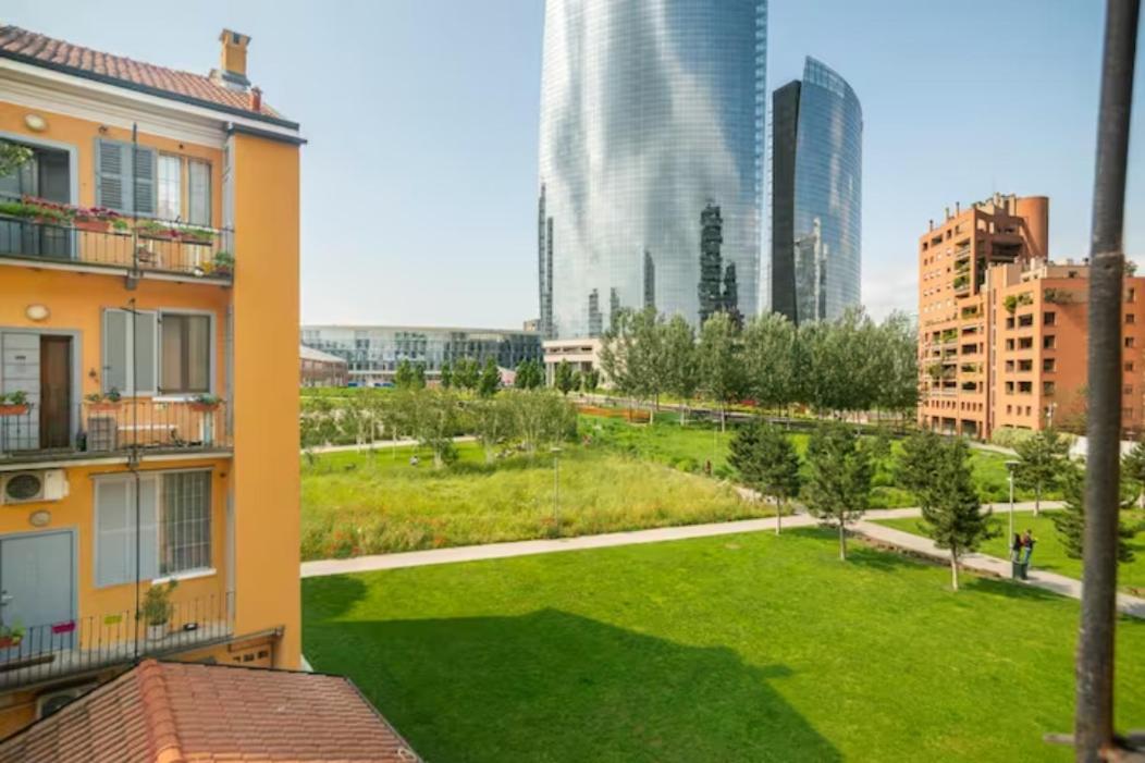 Free Wi-Fi - A/C - Vertical Tower - Garibaldi Milan Extérieur photo